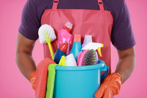 Example rubbish removal job in a flat above shops with volume-based pricing