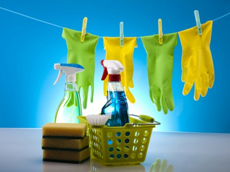 Move out cleaning service for a Sutton family home with access challenges